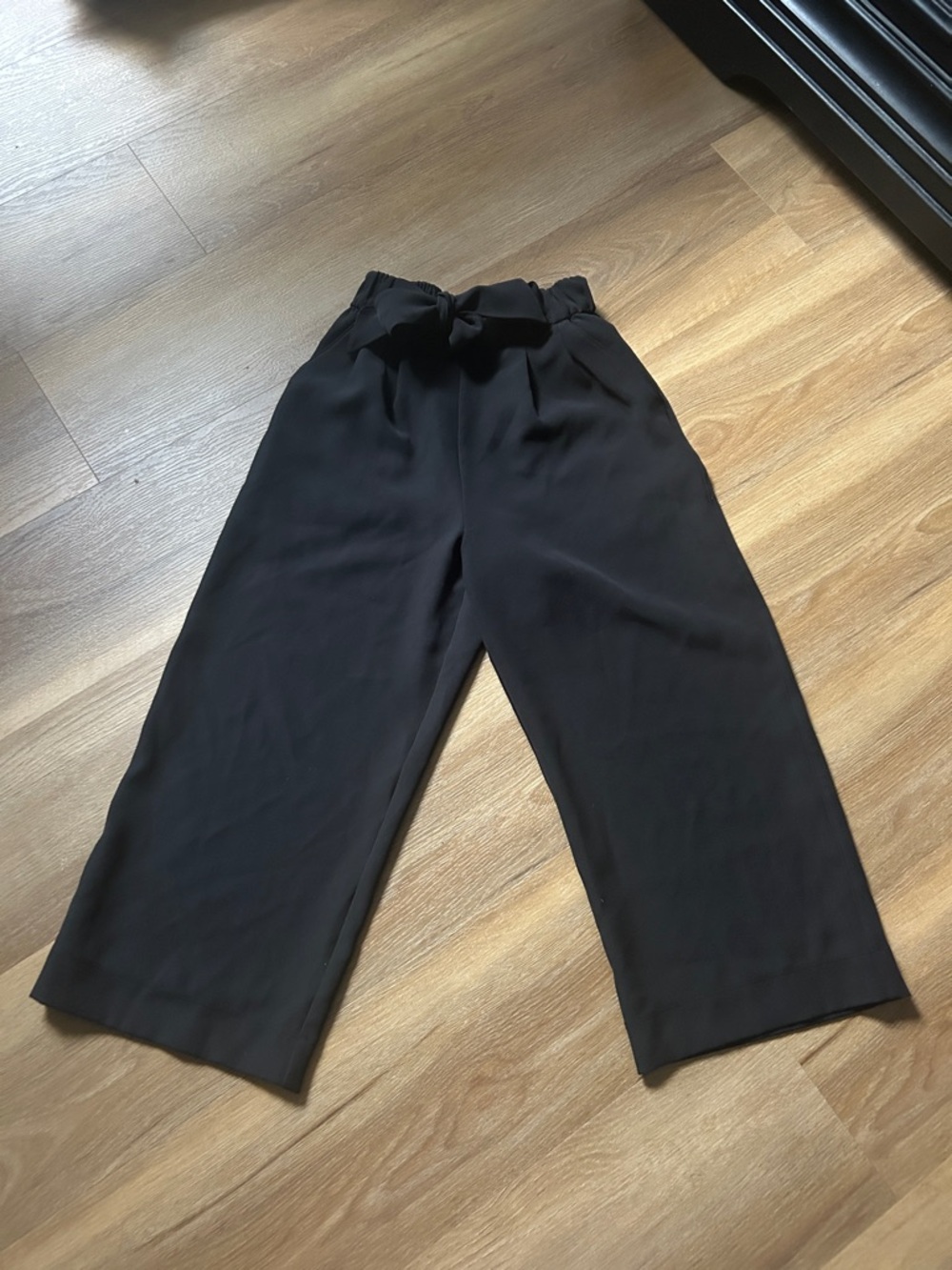 lululemon Noir crop